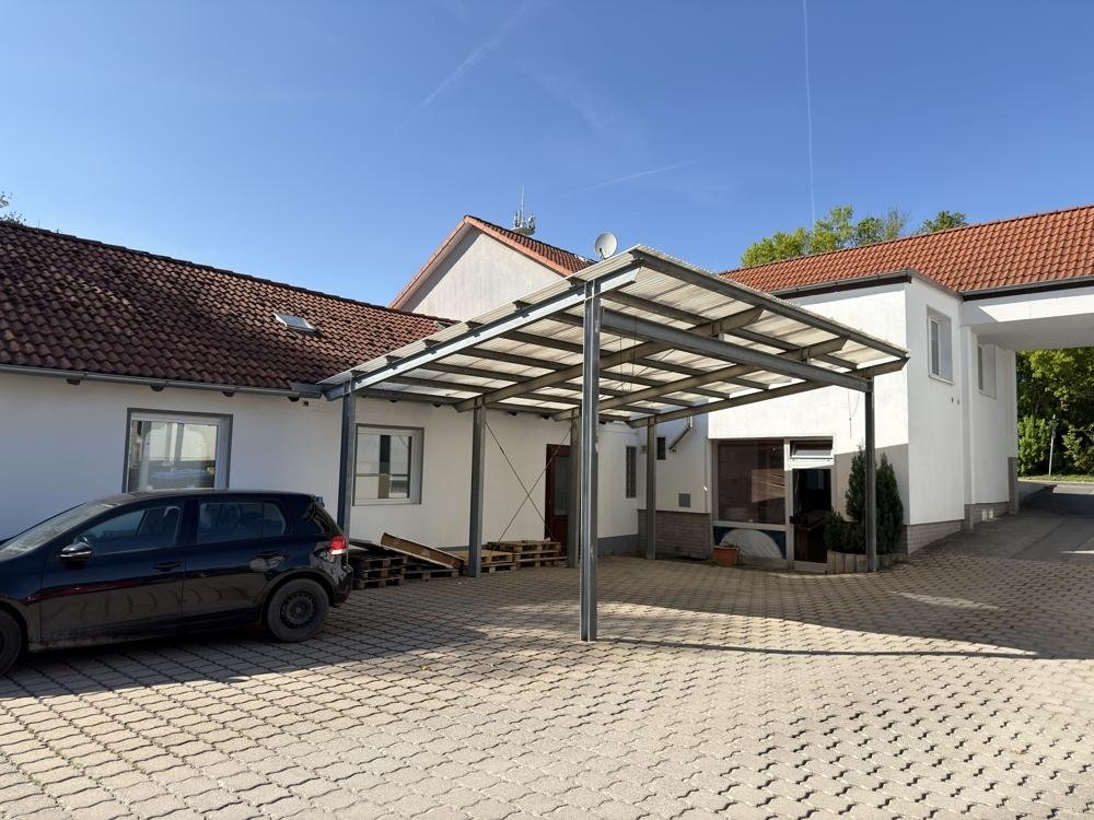Die Hofseite
