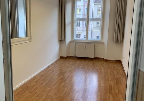 Raum 2 ohne Einrichtung