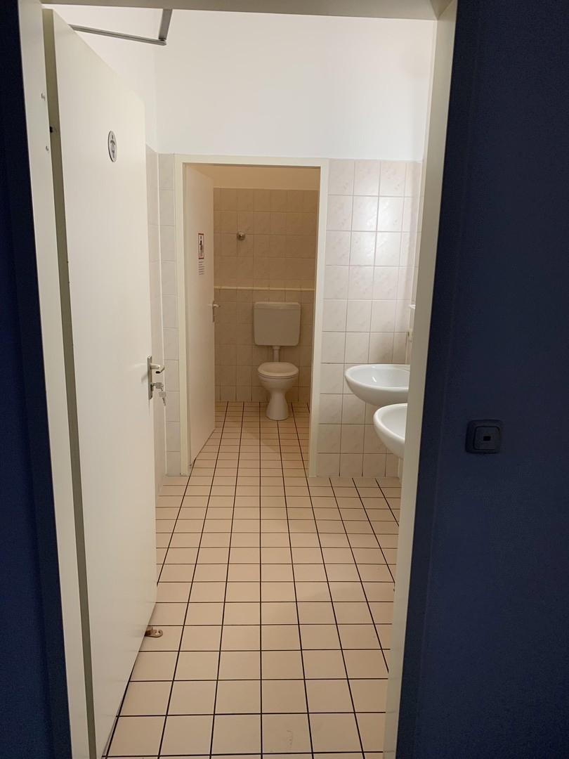 WC Damen