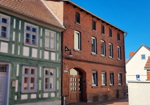 Rotes Backsteingebäude