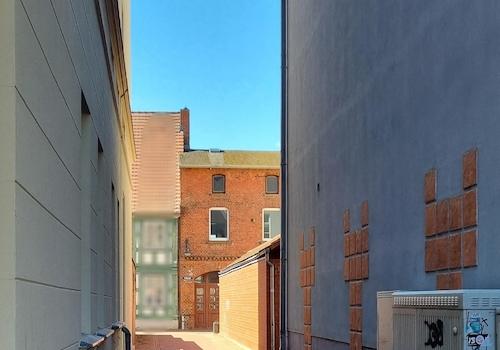 Blick vom Markt zum Haus
