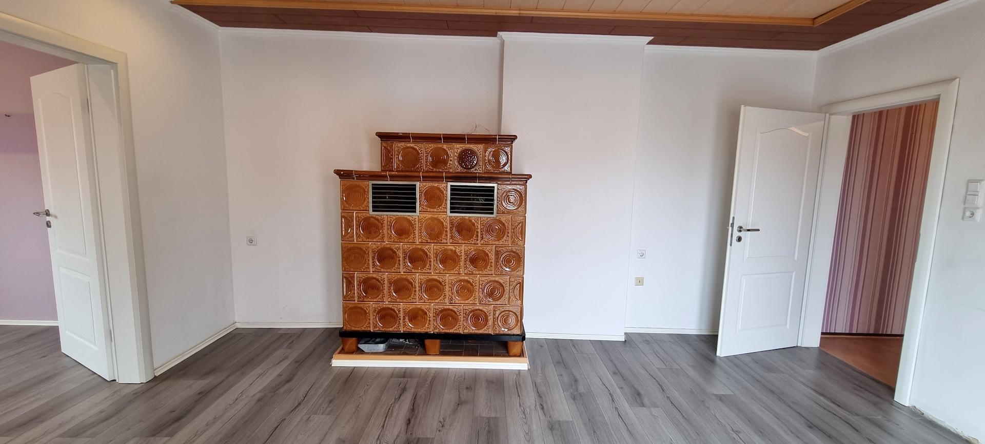 Kachelofen im hinteren Zimmer