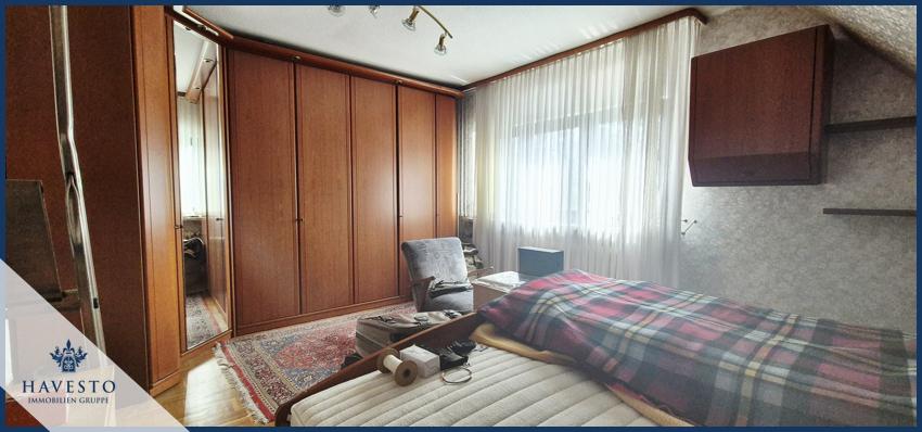 Blick in das Elternschlafzimmer