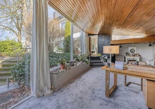 Garage (EG)