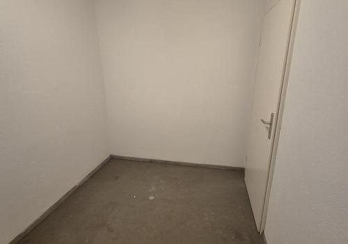 Keller