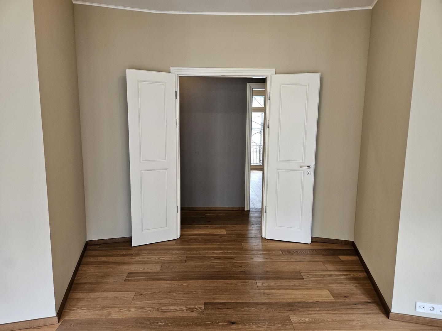 Flügeltüren zum Wohnzimmer