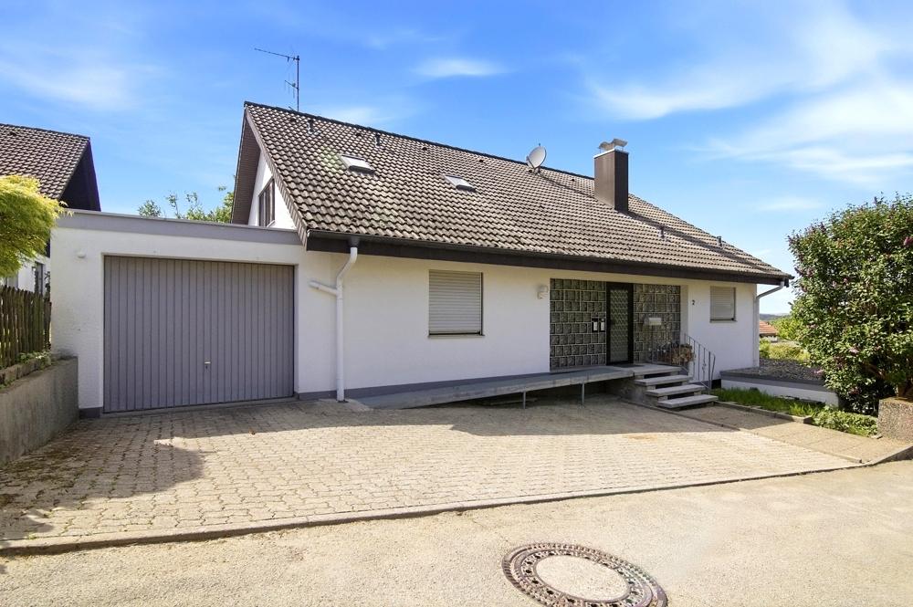 Das Haus von vorne
