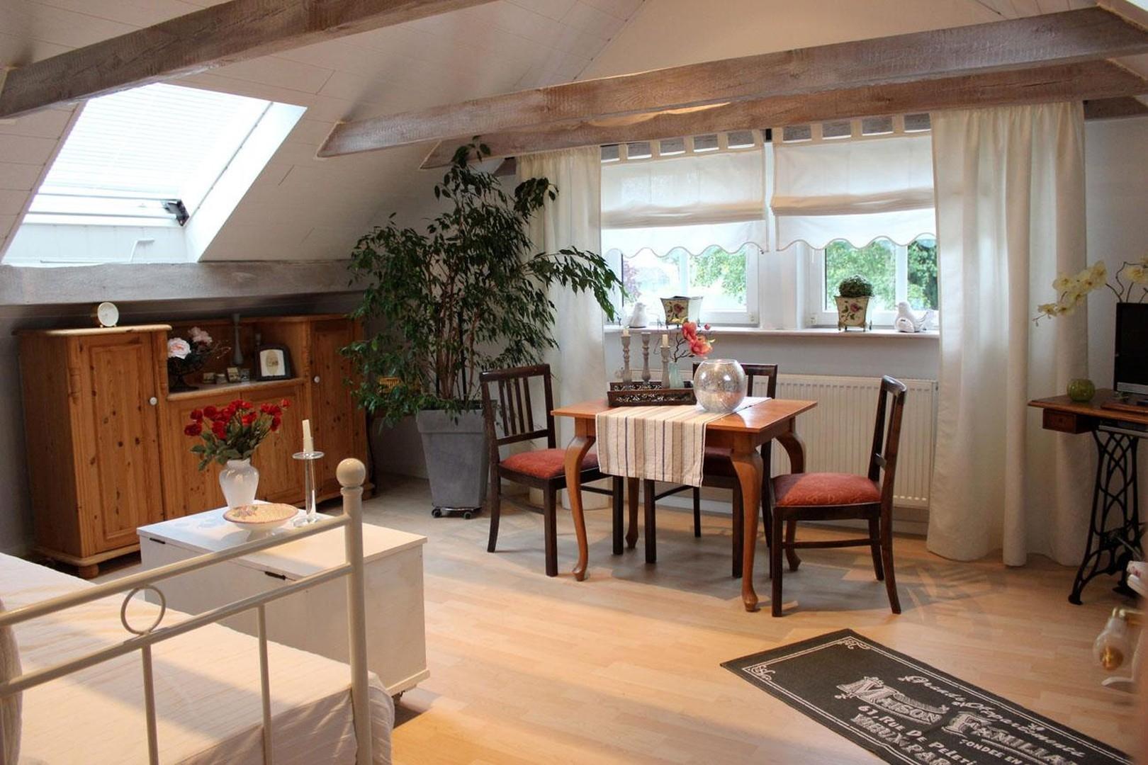 Wohnzimmer Obergeschoss links