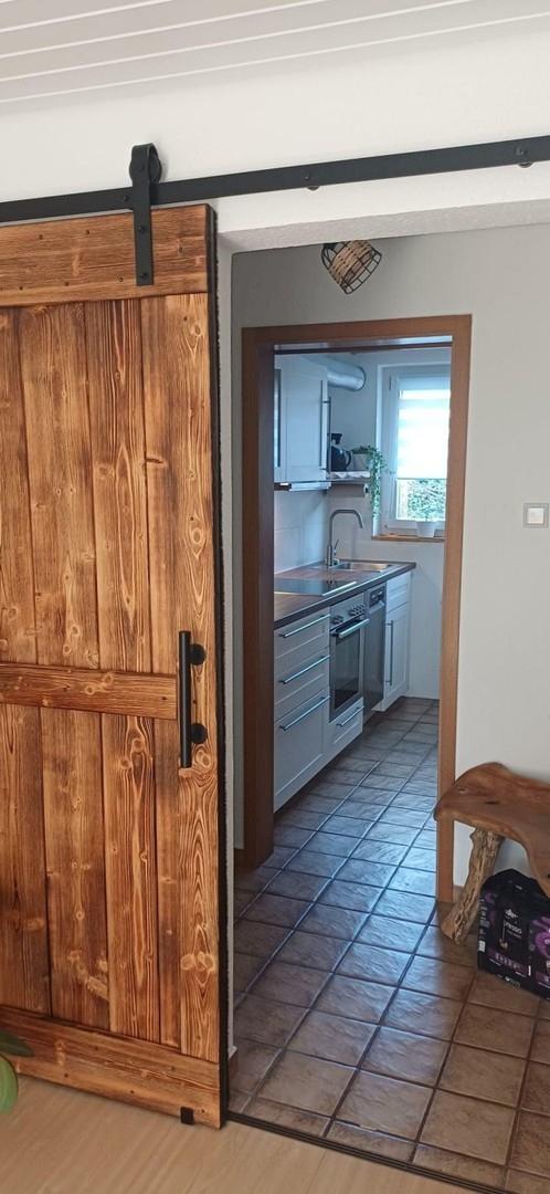 Wohnzimmer, Flur,  Küche EG