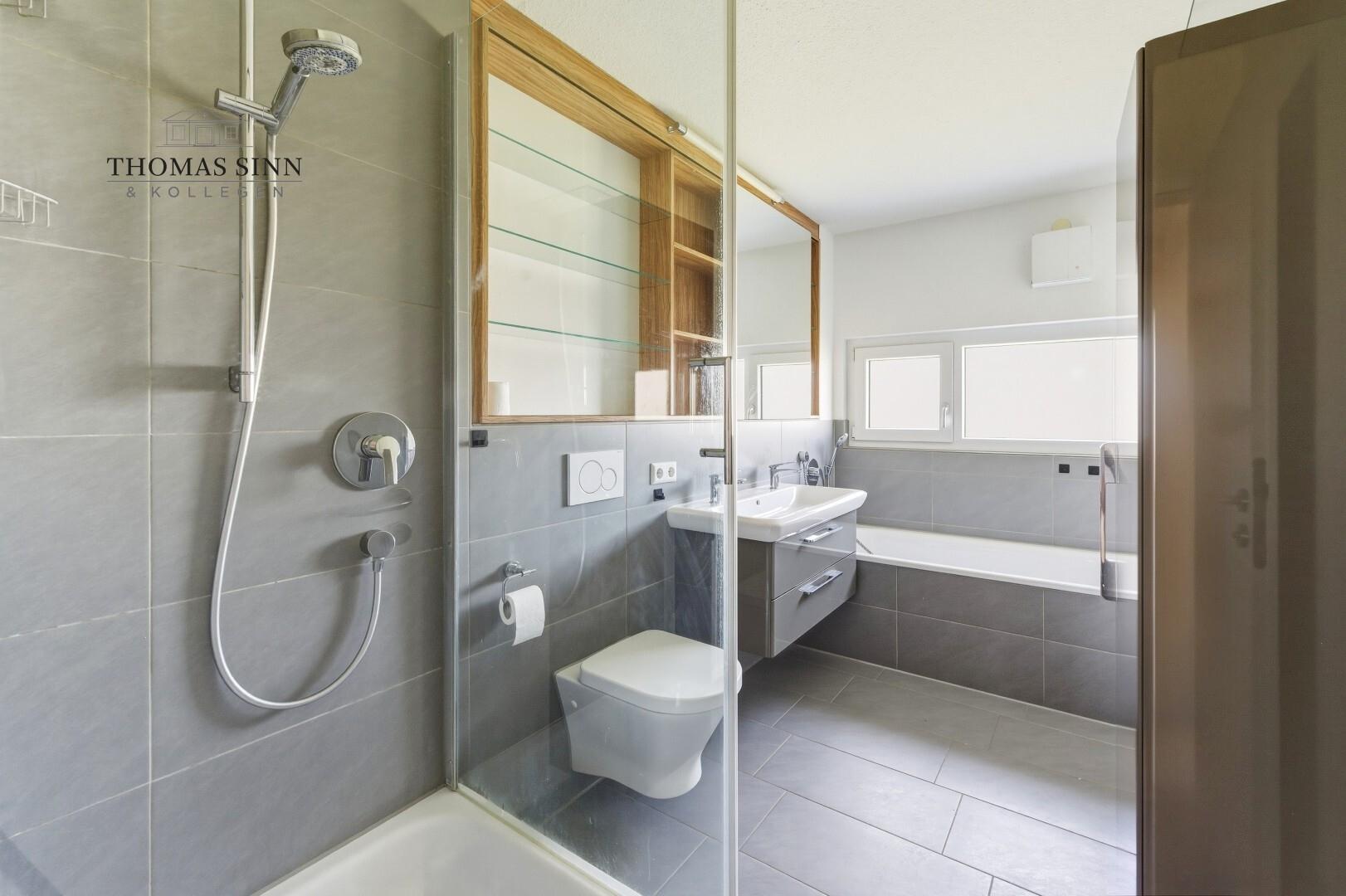 OG: Badezimmer