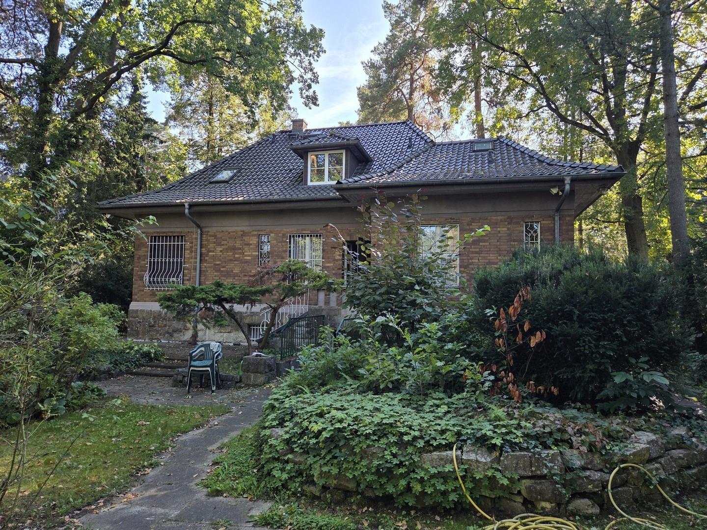 Außenansicht von hinten