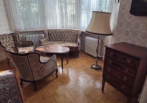 EG Wohnzimmer mit Balkon