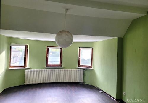 Erkerzimmer DG