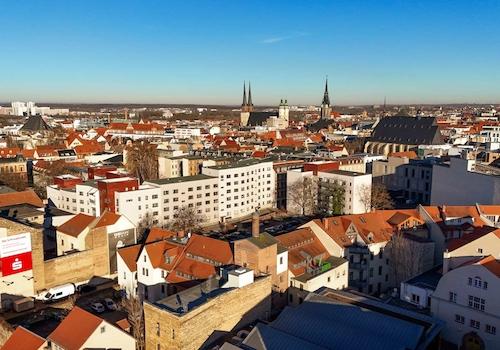 Umgebung: Blick zu den 5 Türmen