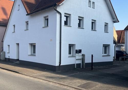 Haus Vorne und seitlich