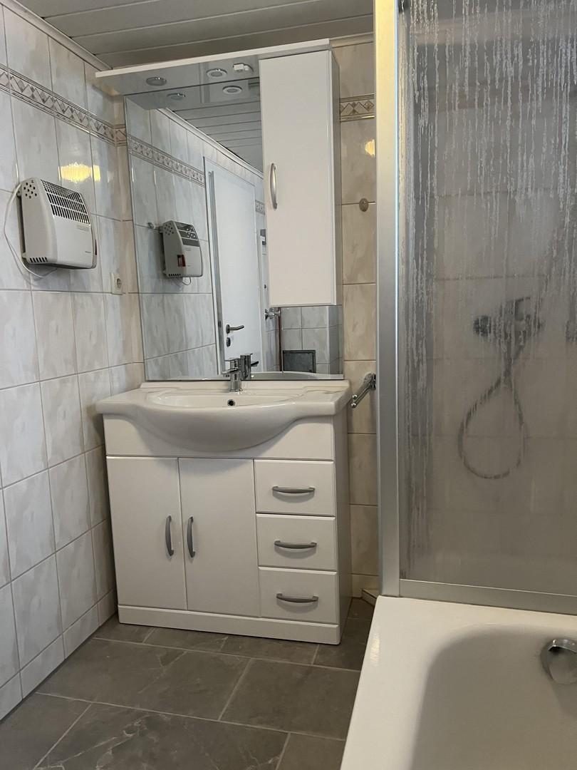Badezimmer EG