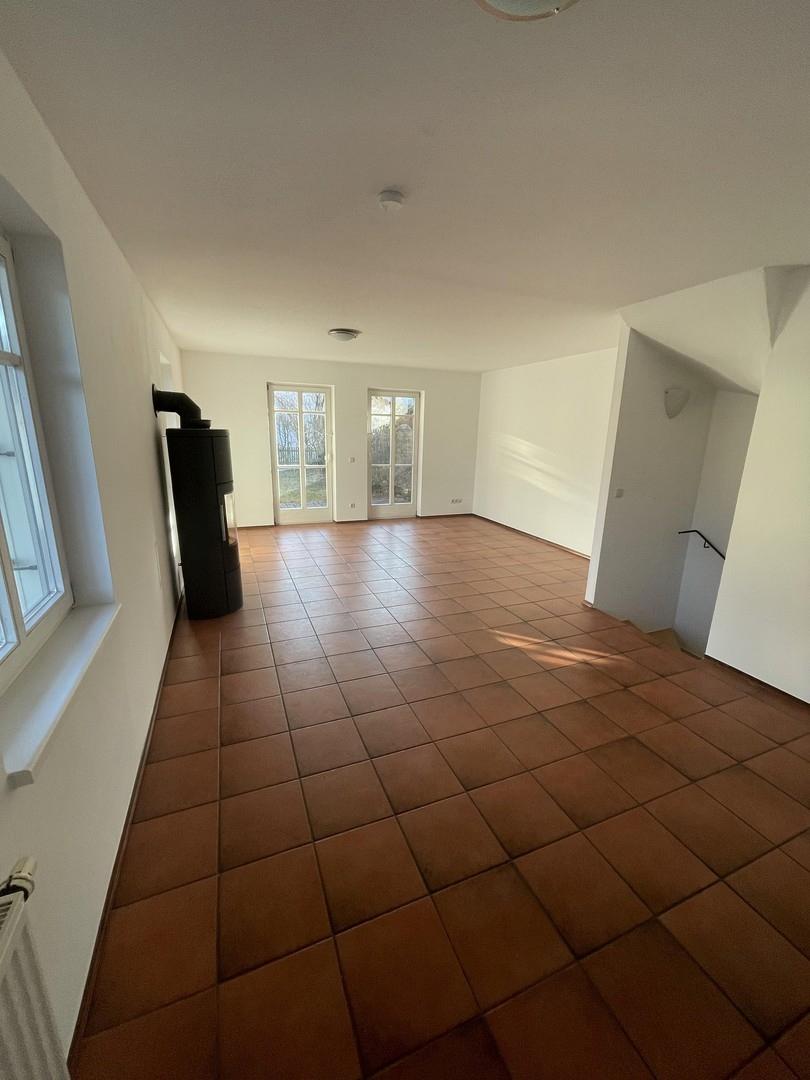 EG - Wohnzimmer mit Ofen
