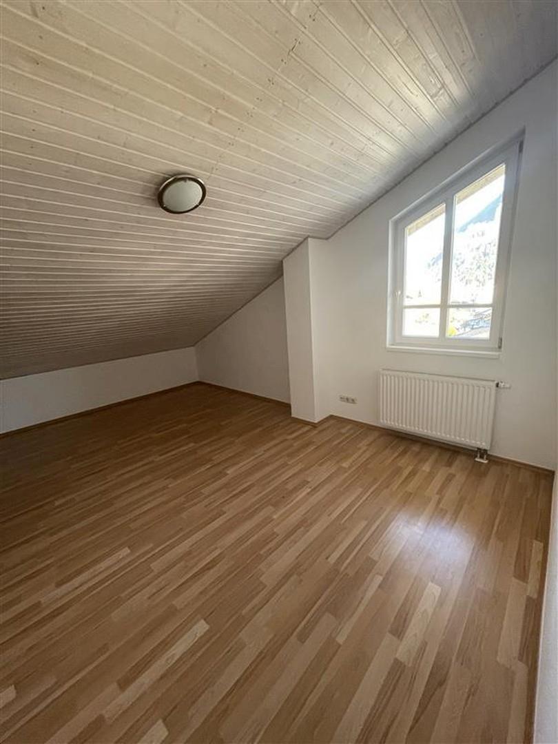 2. Stock - Zimmer 1