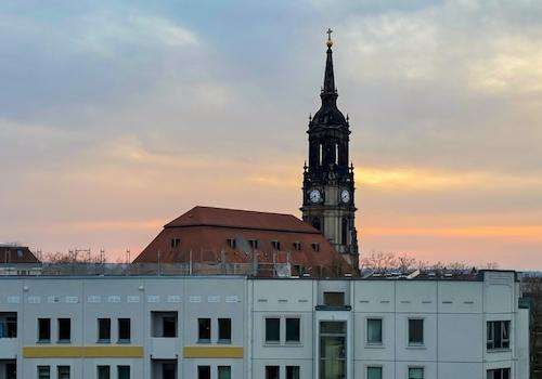 Blick auf die Dreikönigskirche (2)