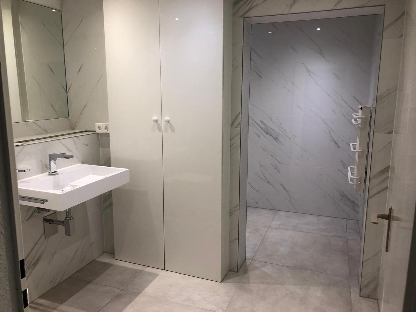 UG - Badezimmer