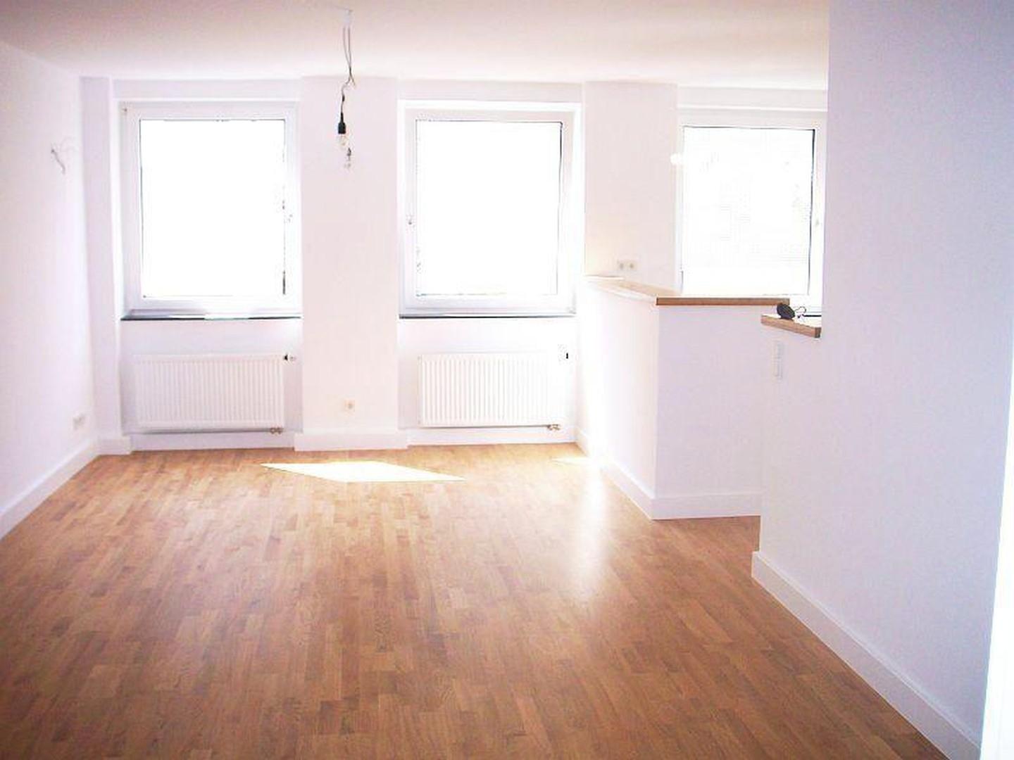 Wohnzimmer & offene Küche