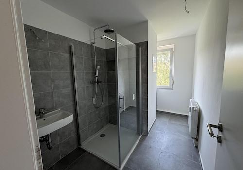 Bad mit Rainshower