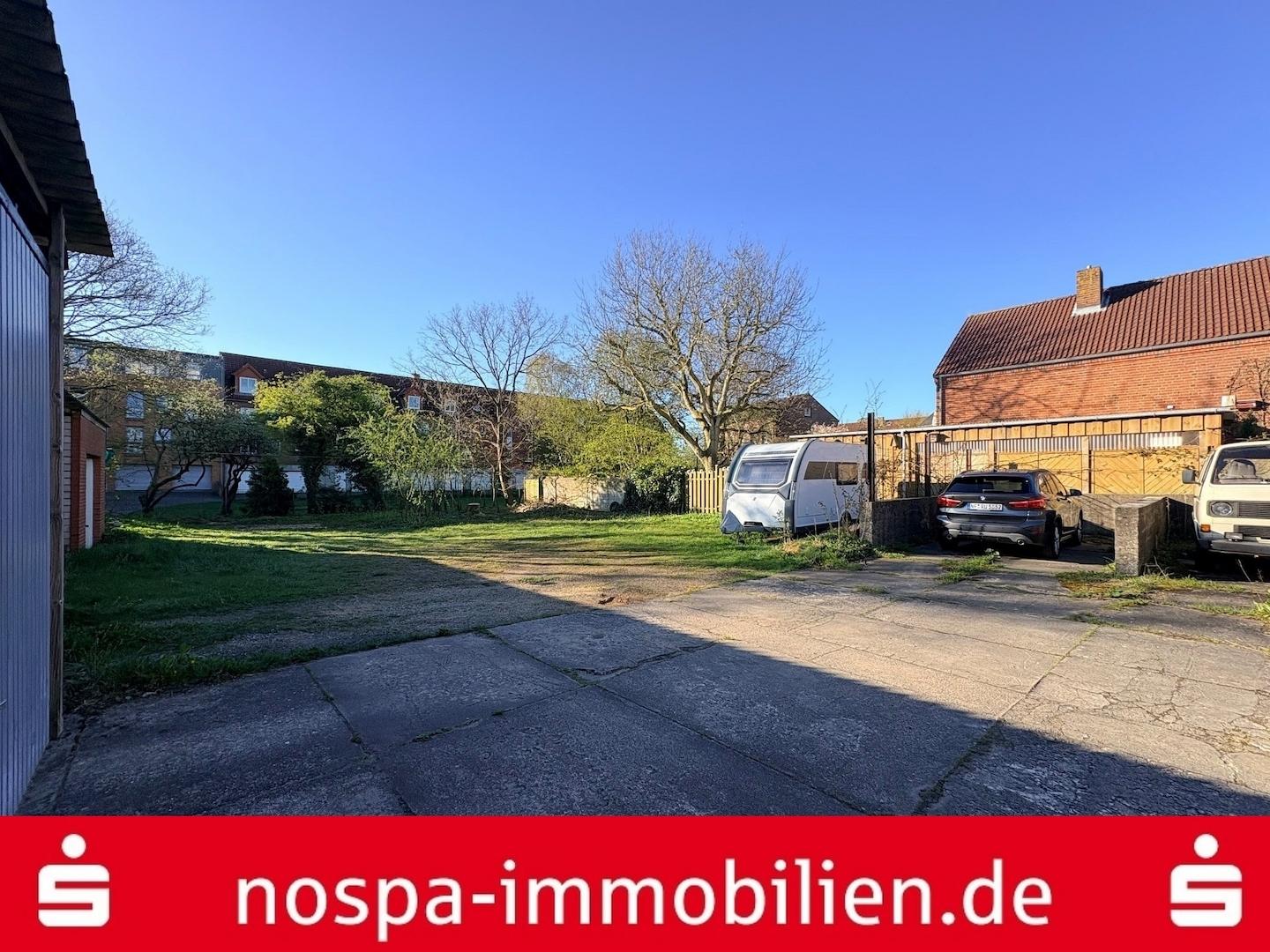 Grundstück