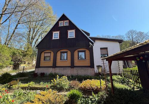 Blick vom Vorgarten