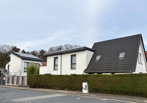 Studio und Hausansicht 