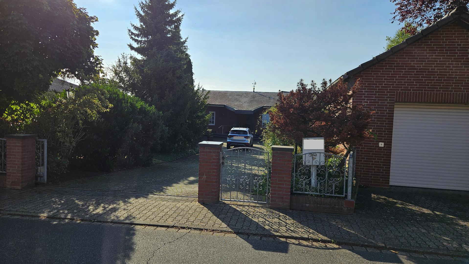 Einfahrt2