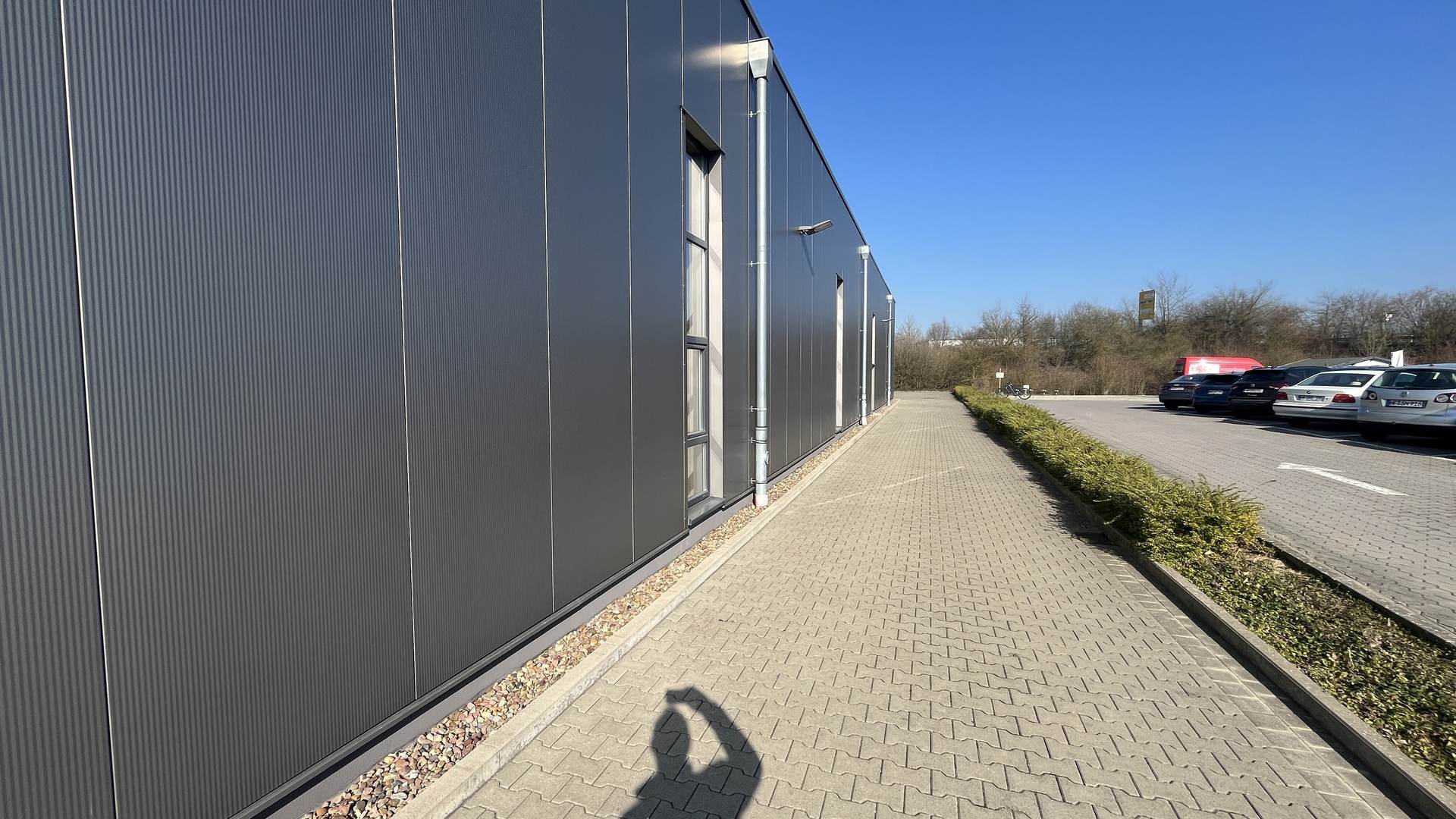 seitliche Hallenansicht