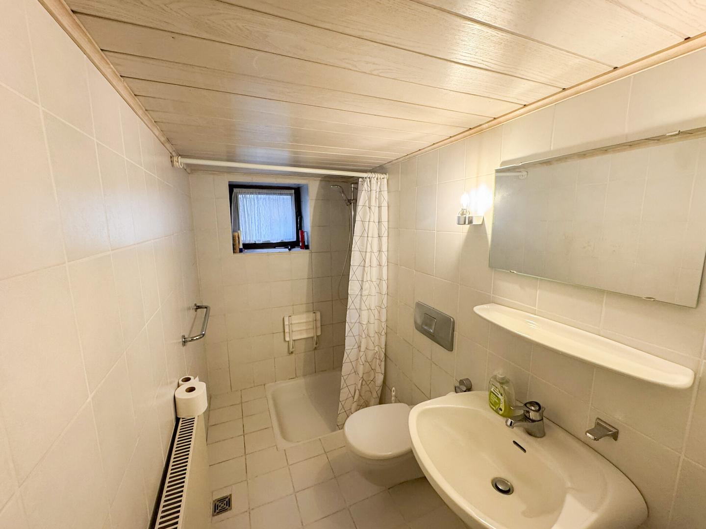 Duschbad mit WC KG 