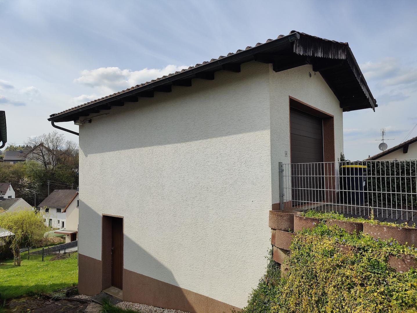 Garage mit Abstellraum