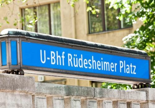 U-Bahnhof Rüdesheimer Platz