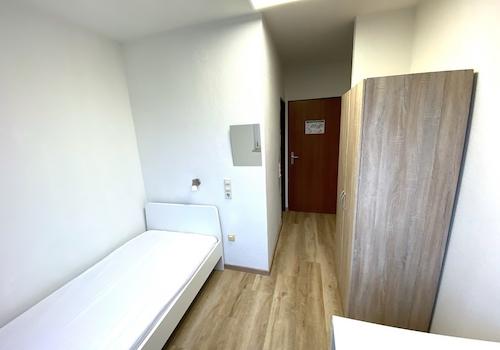 Wohn- und Schlafzimmer