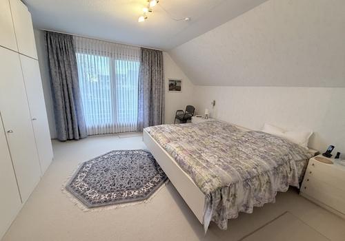 Schlafzimmer OG rechts