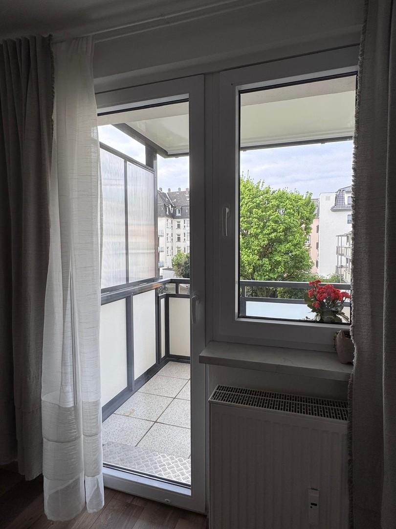 Schlafzimmer/ Balkon