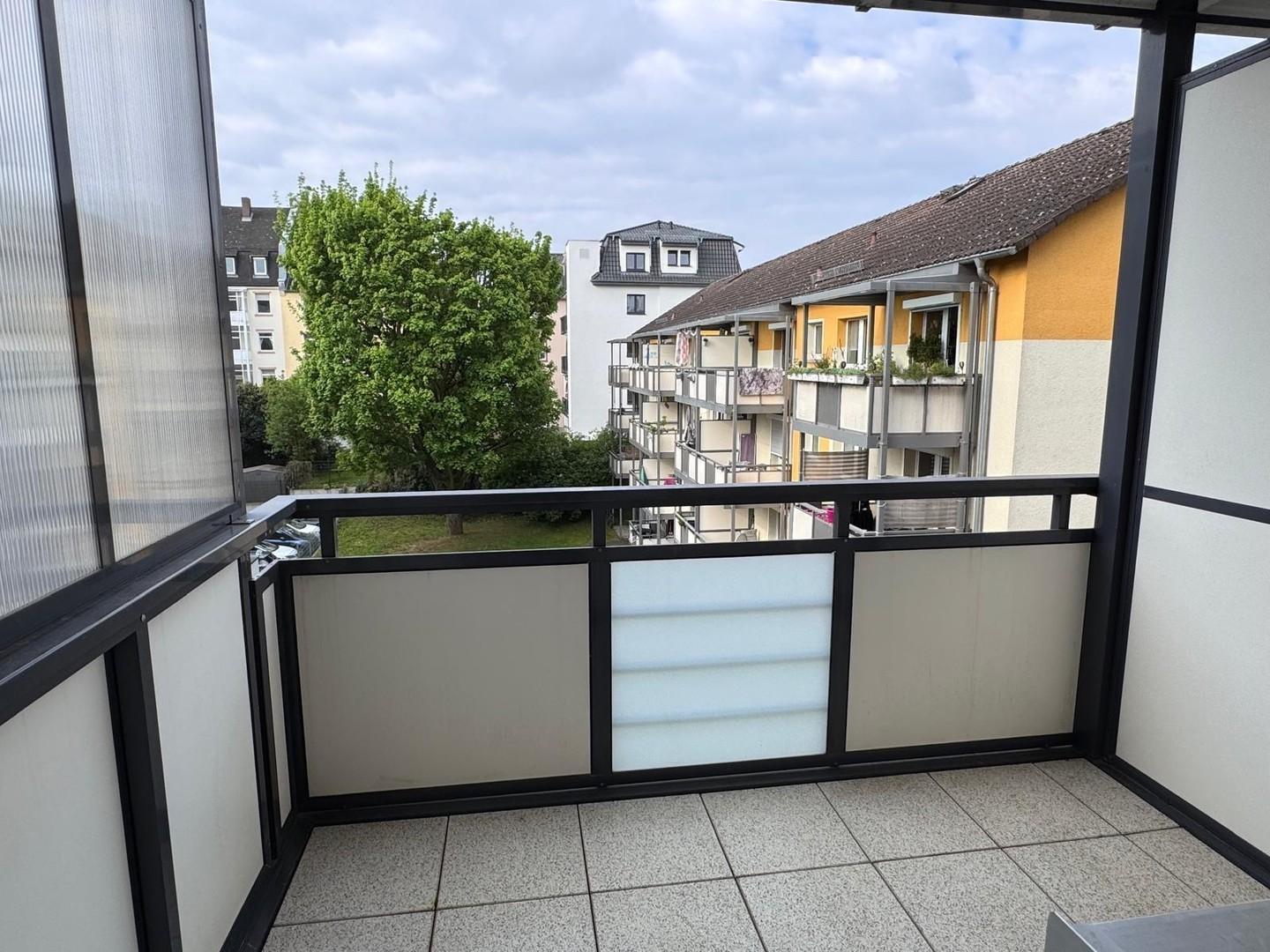 Schlafzimmer/ Balkon