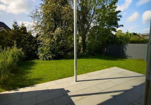 Terrasse + Gartenanteil