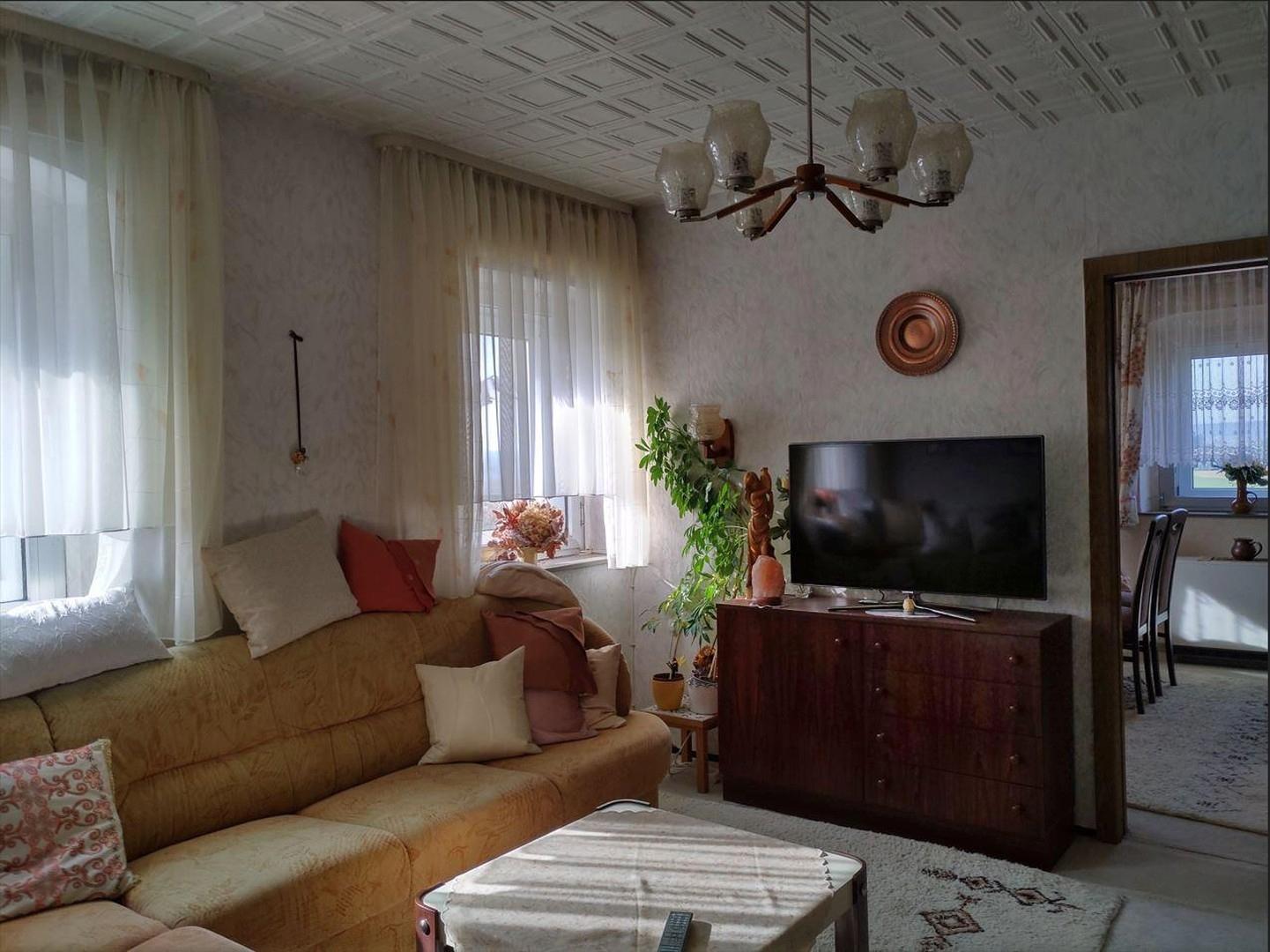 Wohnzimmer im EG