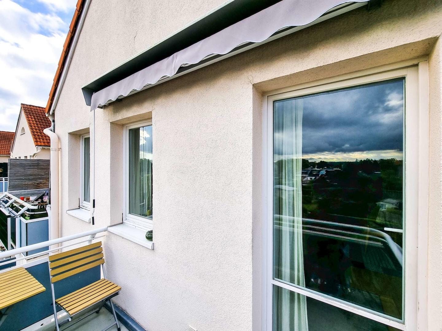 Balkon mit Markise