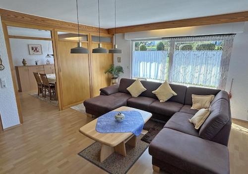 Wohnzimmer Bild 2