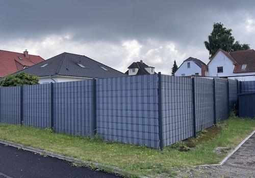 Sichtschutz von Seite Tannenstr.