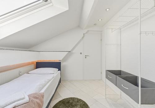 Schlafzimmer 3
