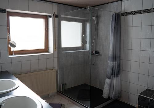 Dusche