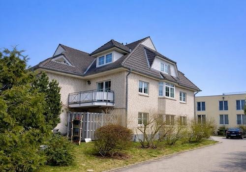 Mehrfamilienhaus