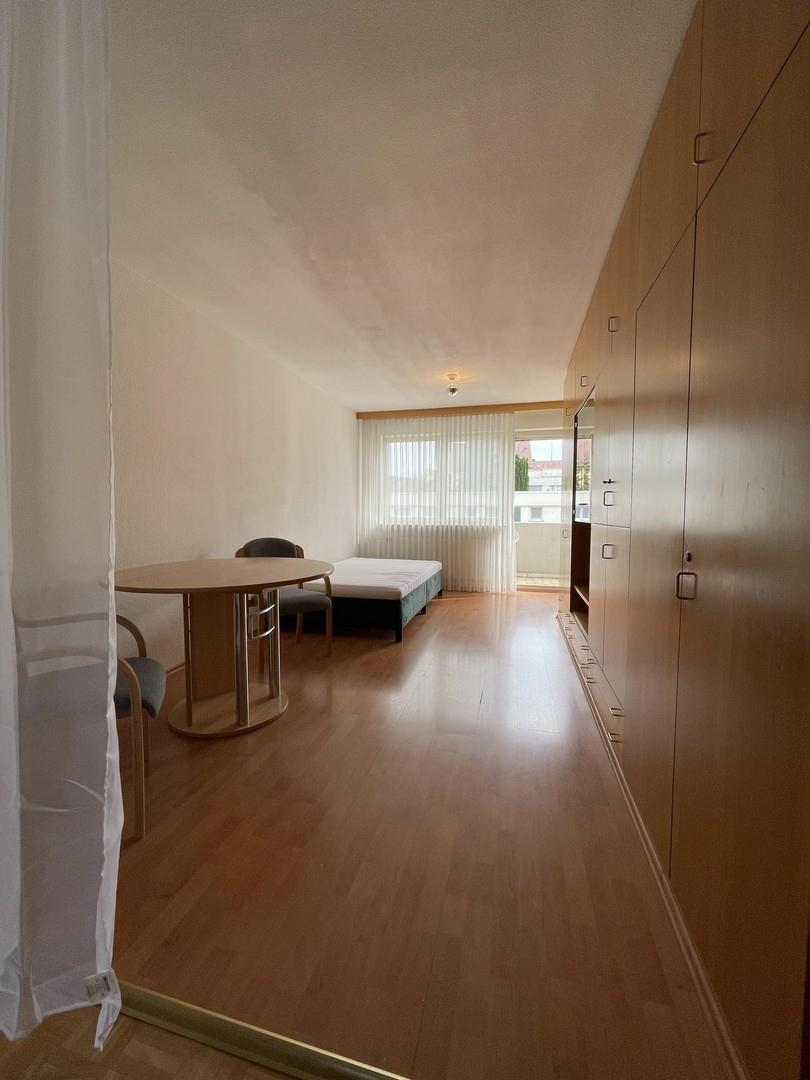 Wohnbereich mit Einbauschrank