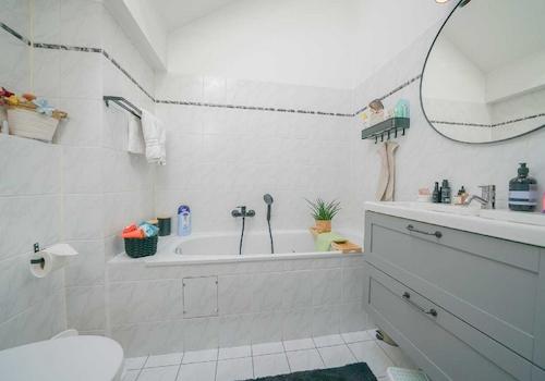 Badezimmer 1