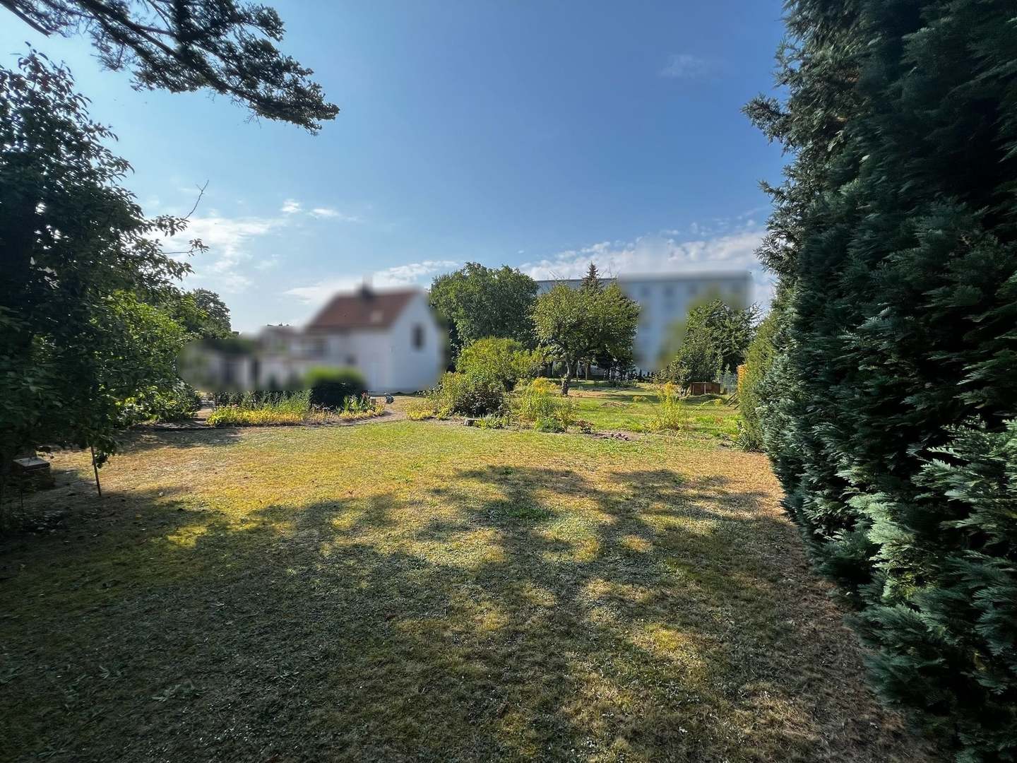 Straßenansicht