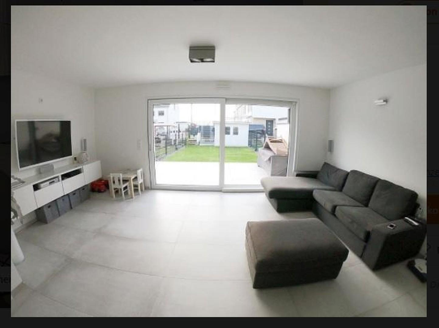 Wohnungszimmer2